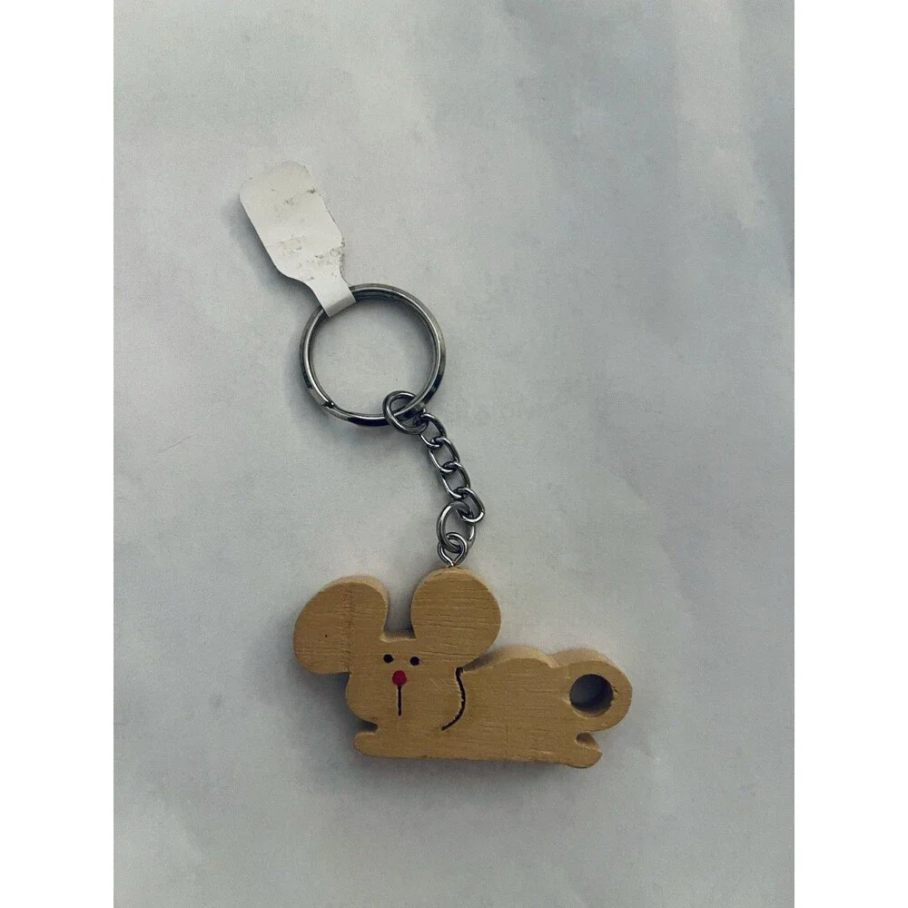 VINTAGE AVON Wooden Mouse Keychain Novelty Animal Keyring Cute Charm